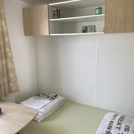 Mobilhome Sur Camping Prive *